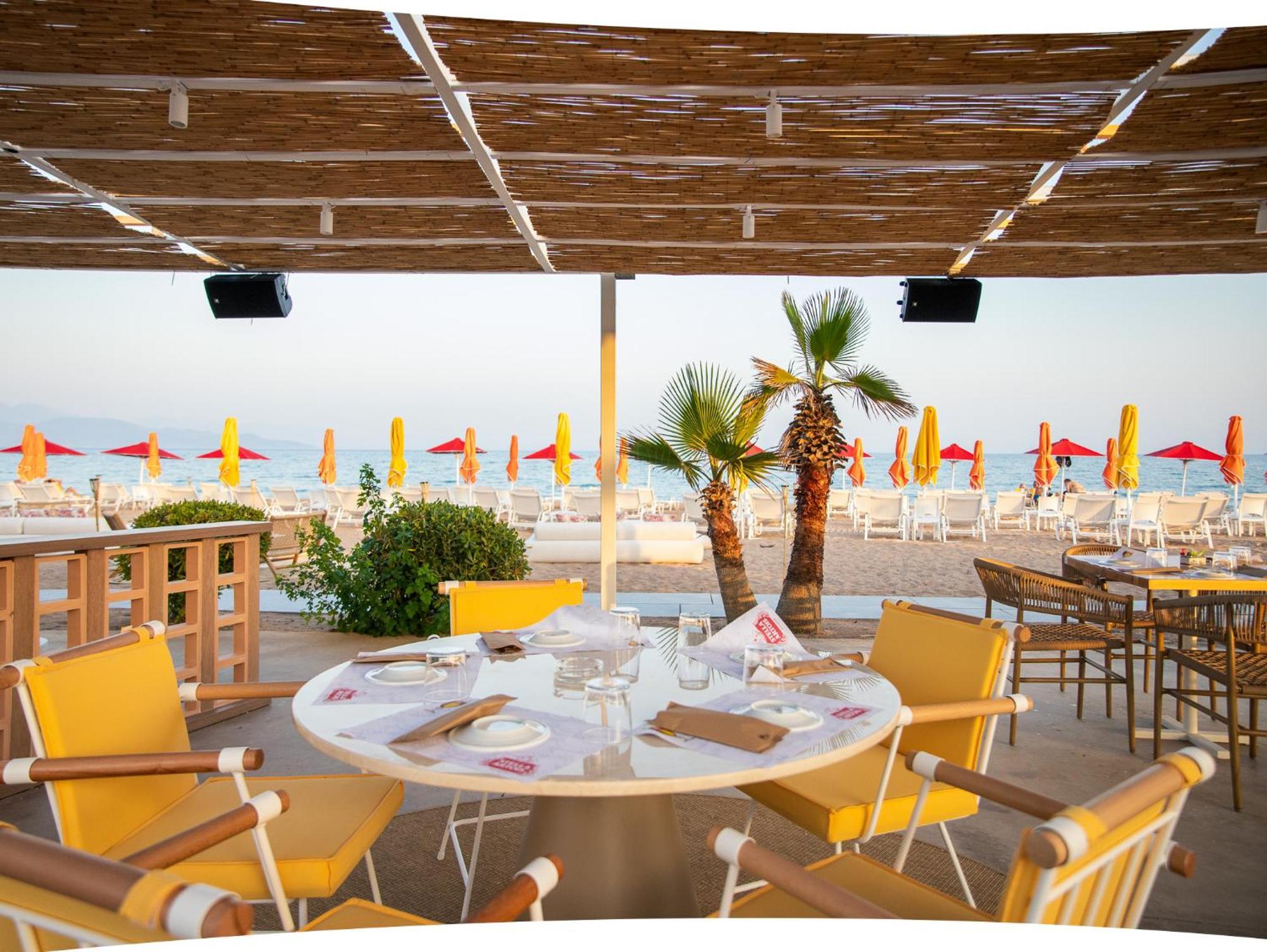 Buka Sandy Beach Messíni 外观 照片
