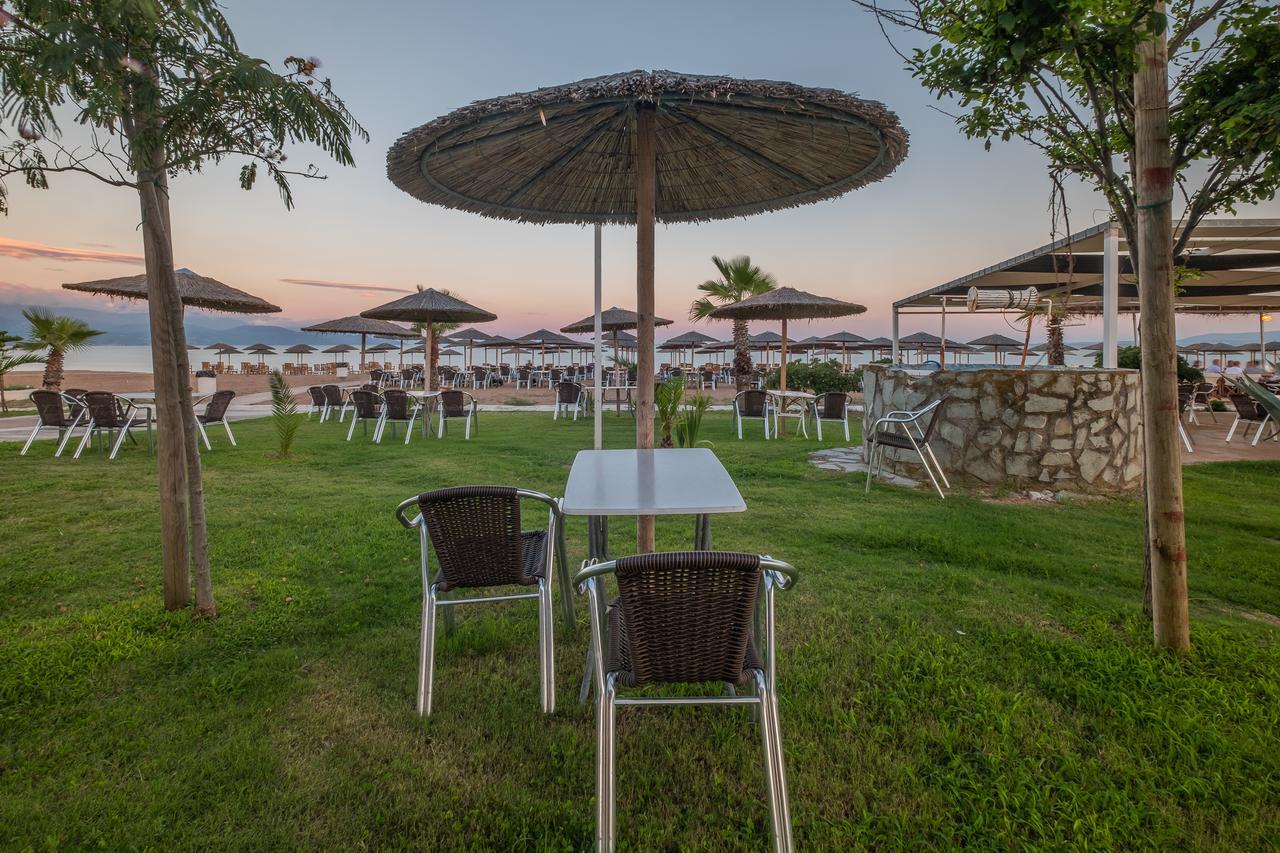 Buka Sandy Beach Messíni 外观 照片