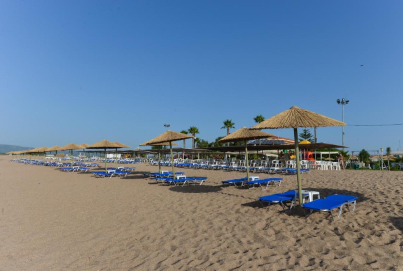 Buka Sandy Beach Messíni 外观 照片