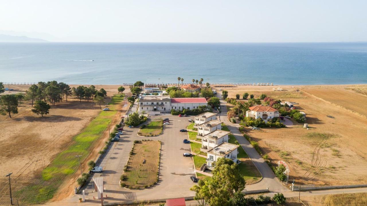 Buka Sandy Beach Messíni 外观 照片